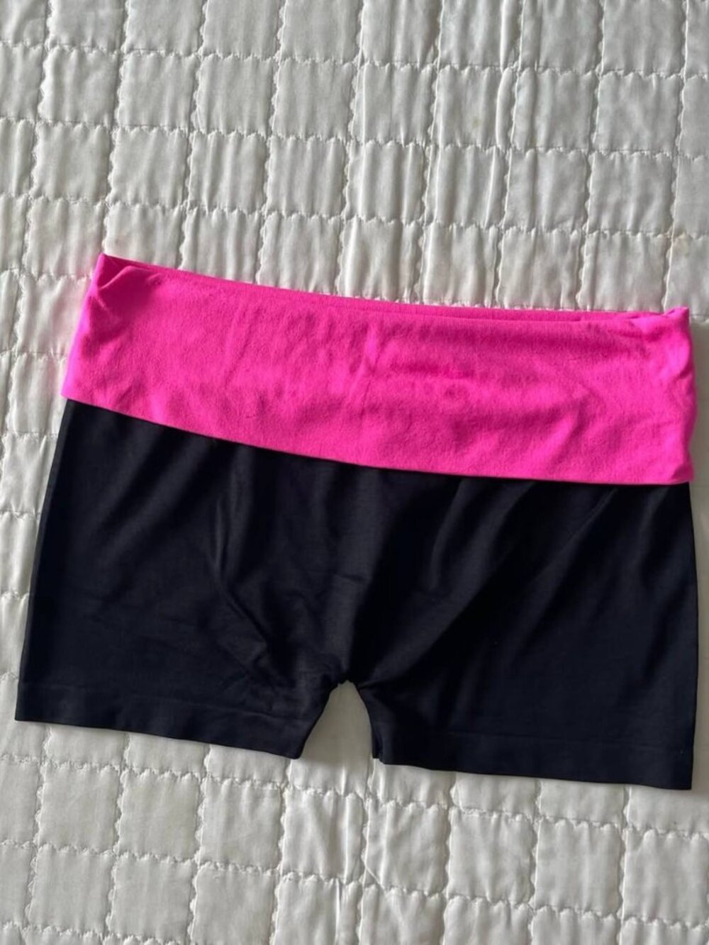 Women's Black & Pink Athletic Yoga Shorts Stretch Workout Activewear